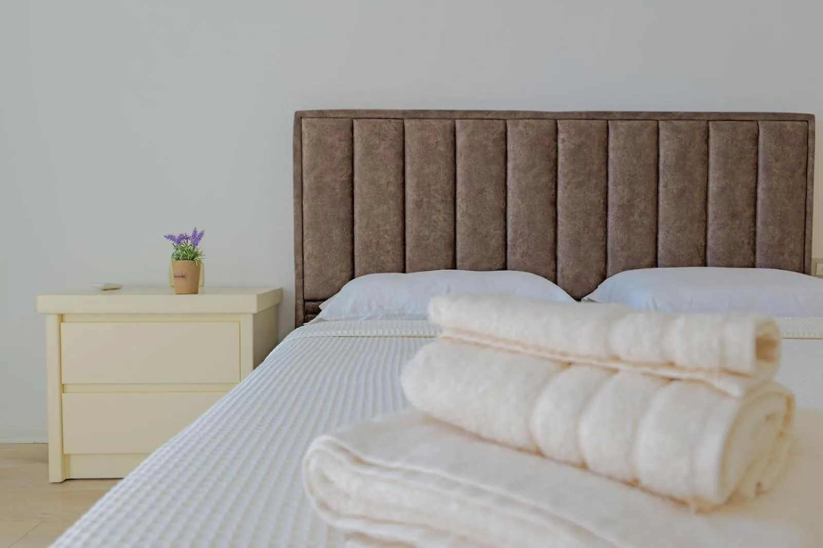 Pepper 40 Saints Apartments Sarandë