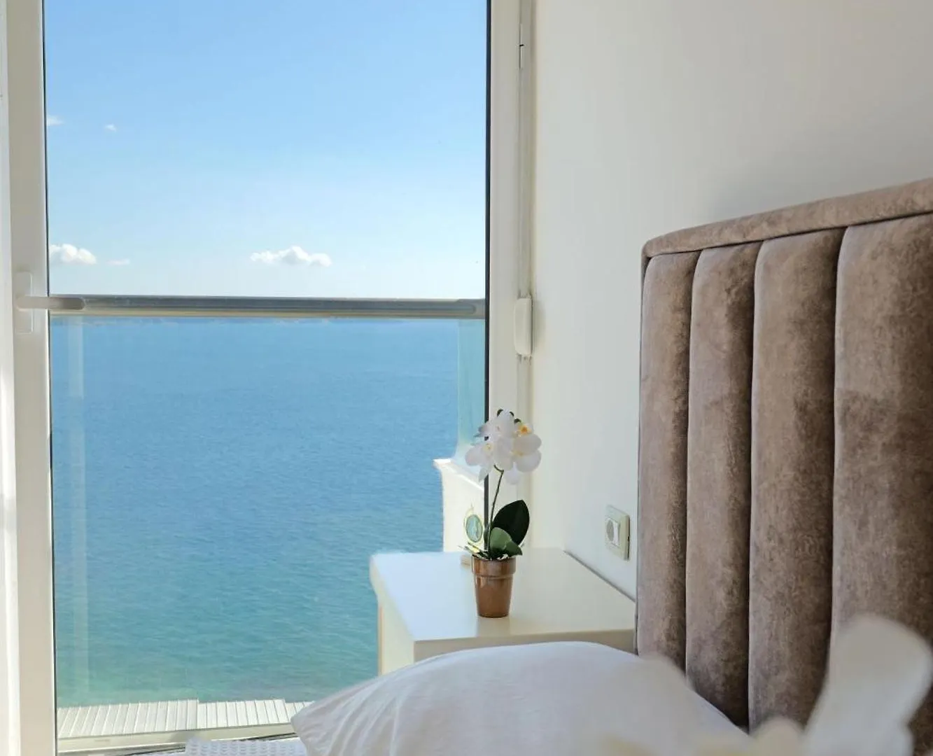 Pepper 40 Saints Apartments Saranda Albánia