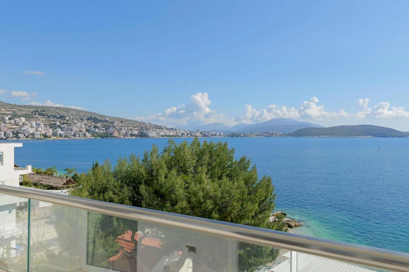 Pepper 40 Saints Apartments Saranda