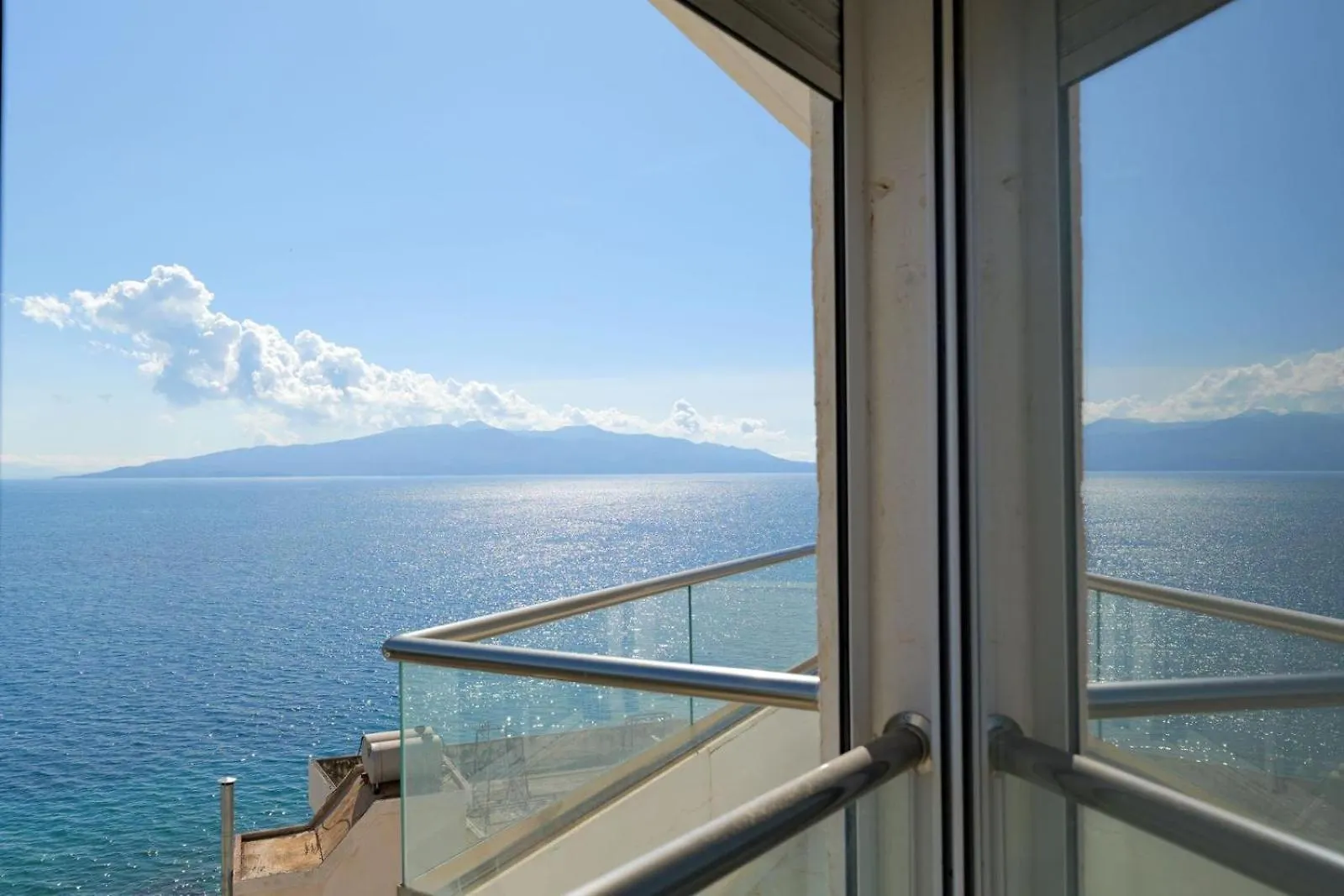 Pepper 40 Saints Apartments Saranda